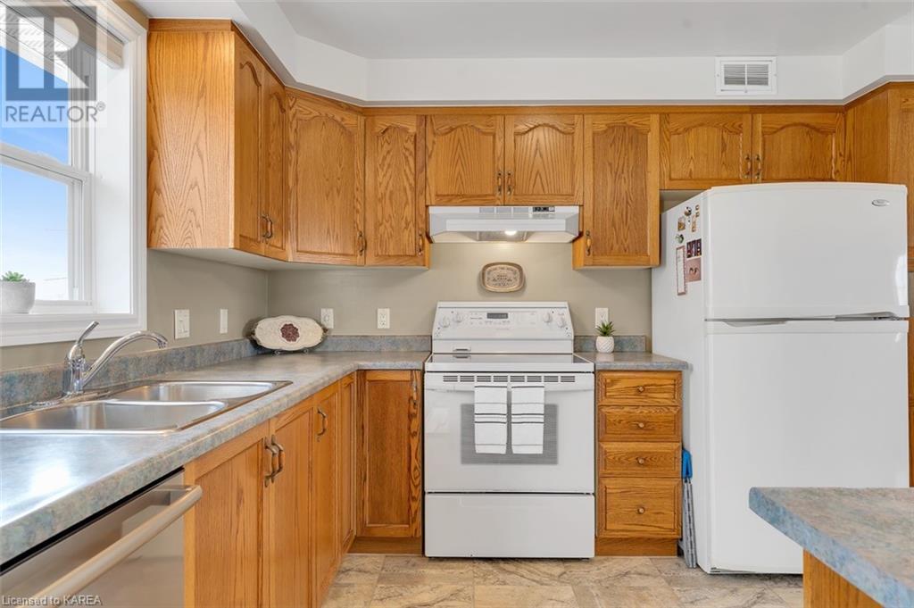 Listing 40356528 - Large Photo # 7