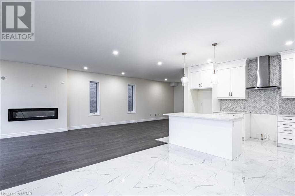 Listing 40356719 - Large Photo # 7