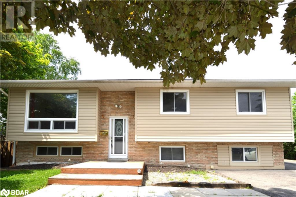 205 PINE Drive, Barrie