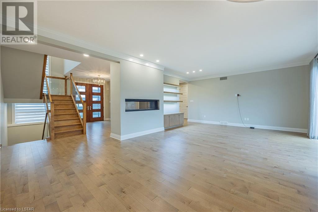 Listing 40357410 - Large Photo # 6