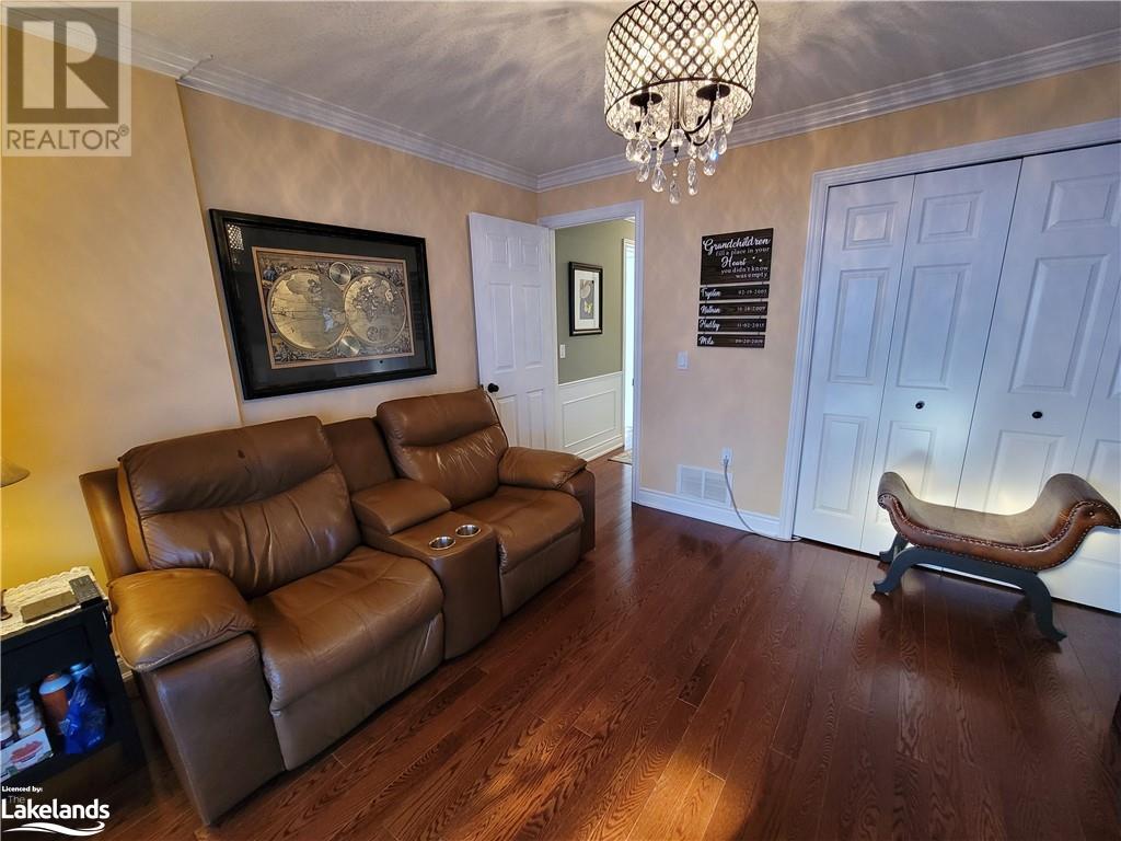 Listing 40357703 - Large Photo # 19