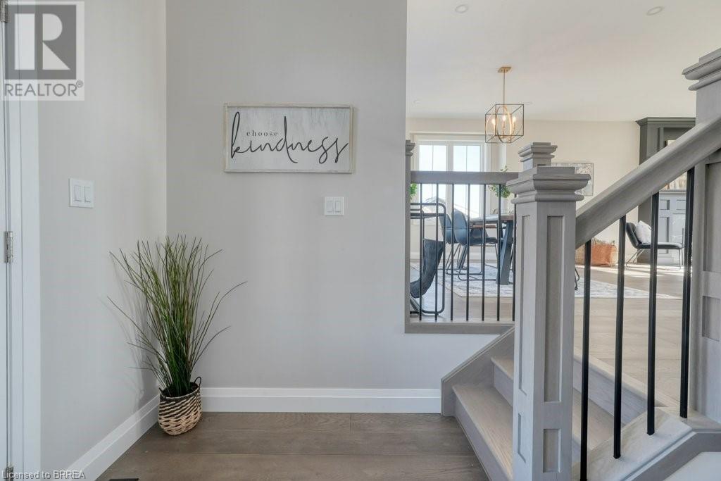 Listing 40358004 - Large Photo # 2