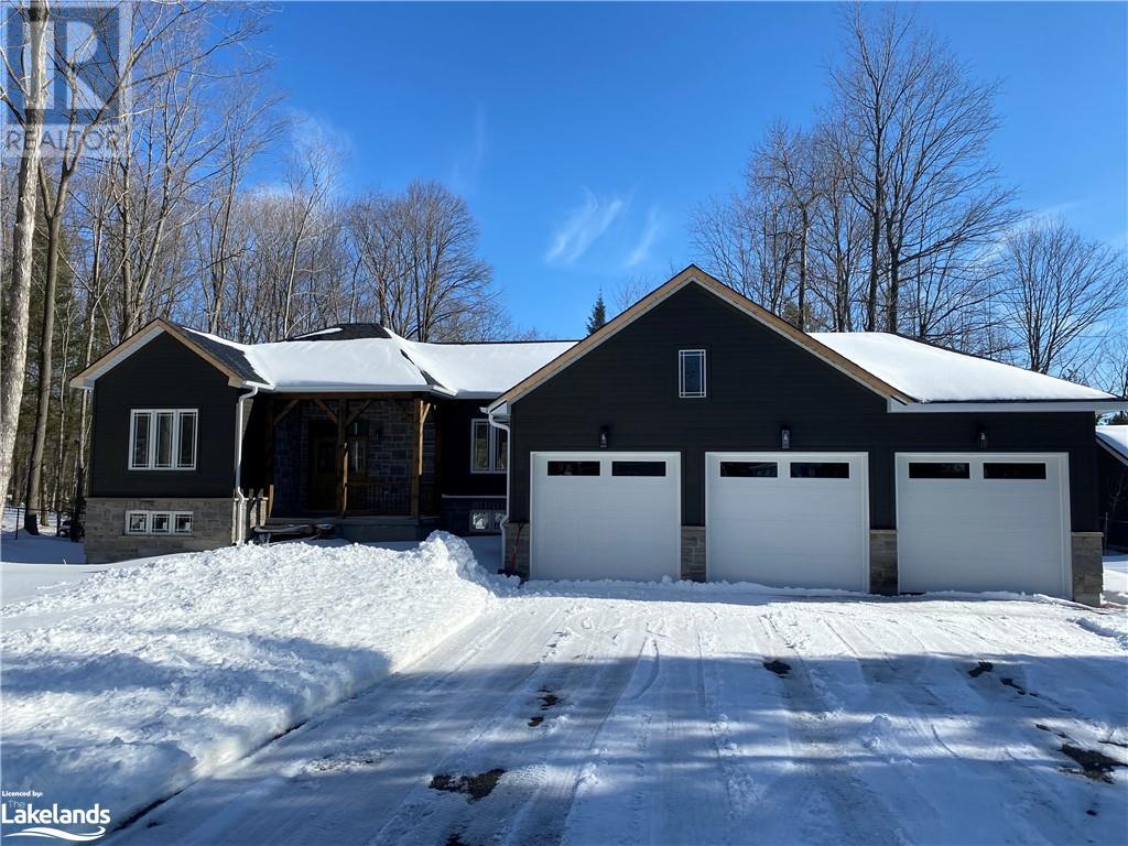 Listing 40358657 - Large Photo # 1