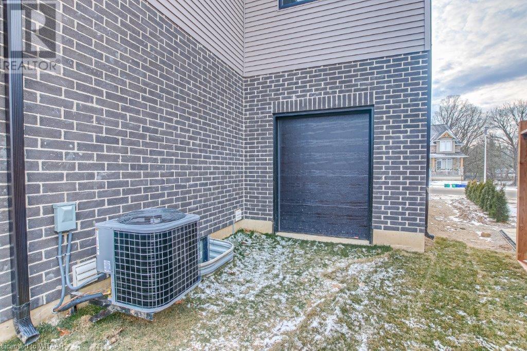 Listing 40359024 - Large Photo # 44