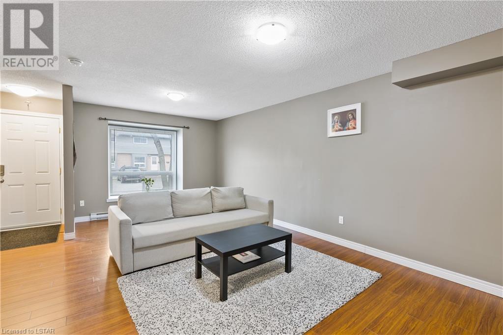 Listing 40359197 - Large Photo # 6