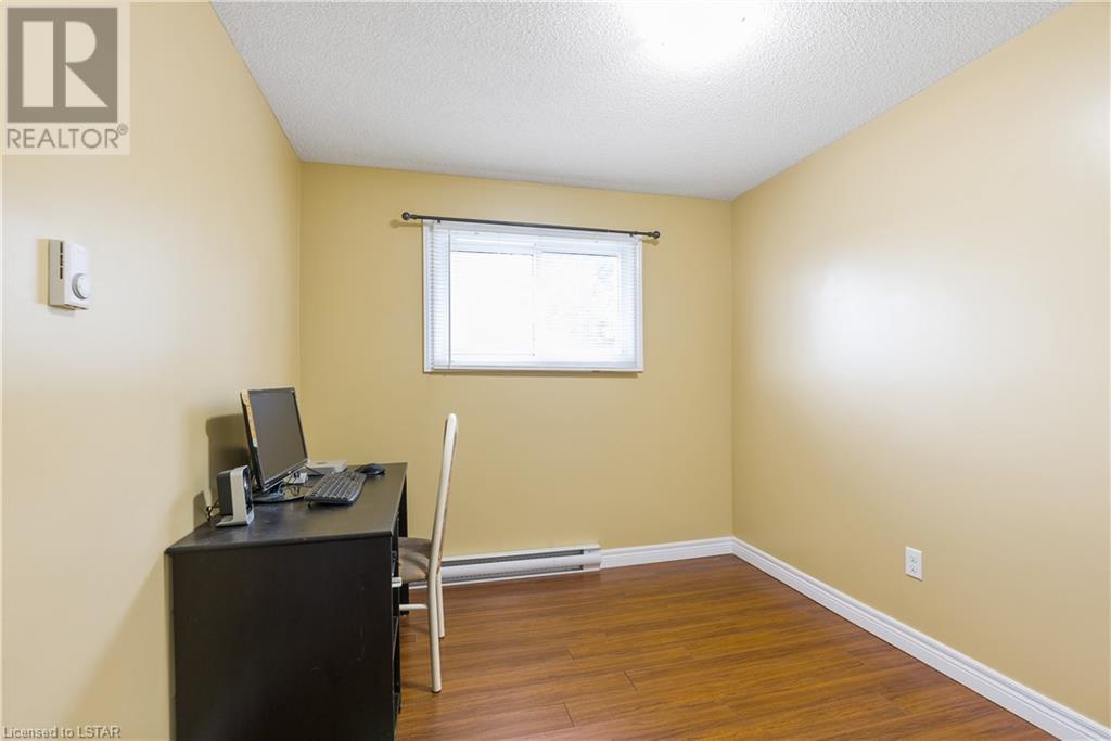 Listing 40359197 - Large Photo # 17