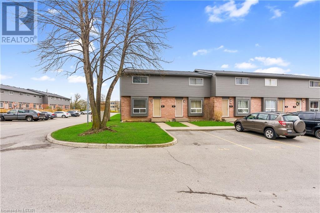 Listing 40359197 - Large Photo # 3