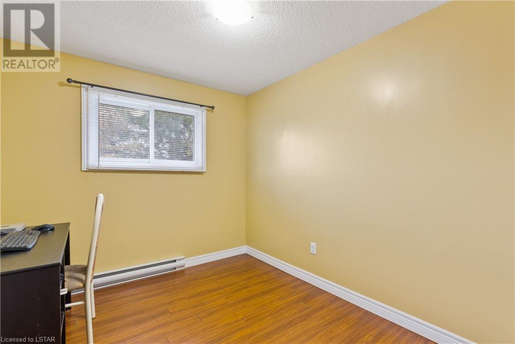 Listing 40359197 - Large Photo # 18