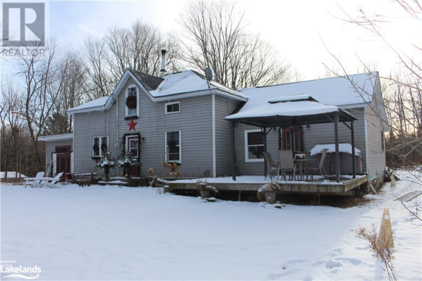 1224 TOM BOLTON Road, Minden