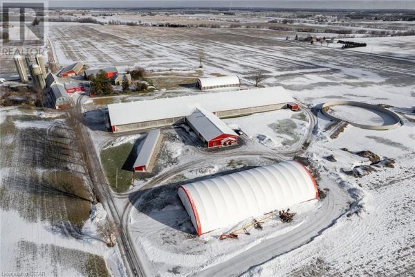 1855 STE-CATHERINE Road, Russell