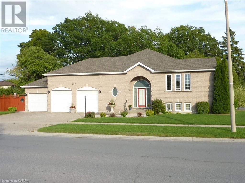 Listing 40359942 - Large Photo # 1