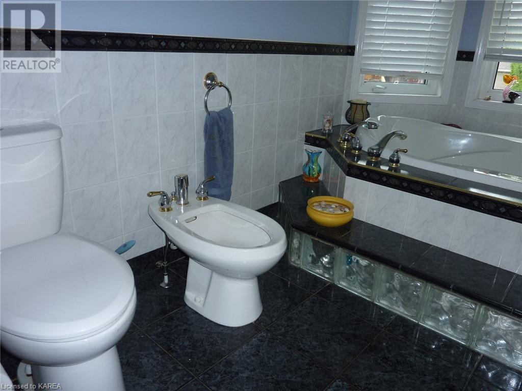 Listing 40359942 - Large Photo # 16