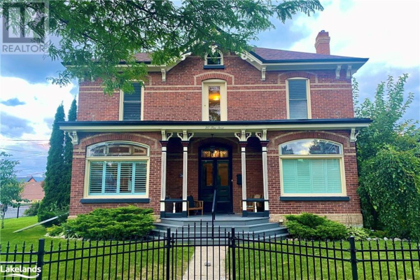 265 PINE Street, Collingwood