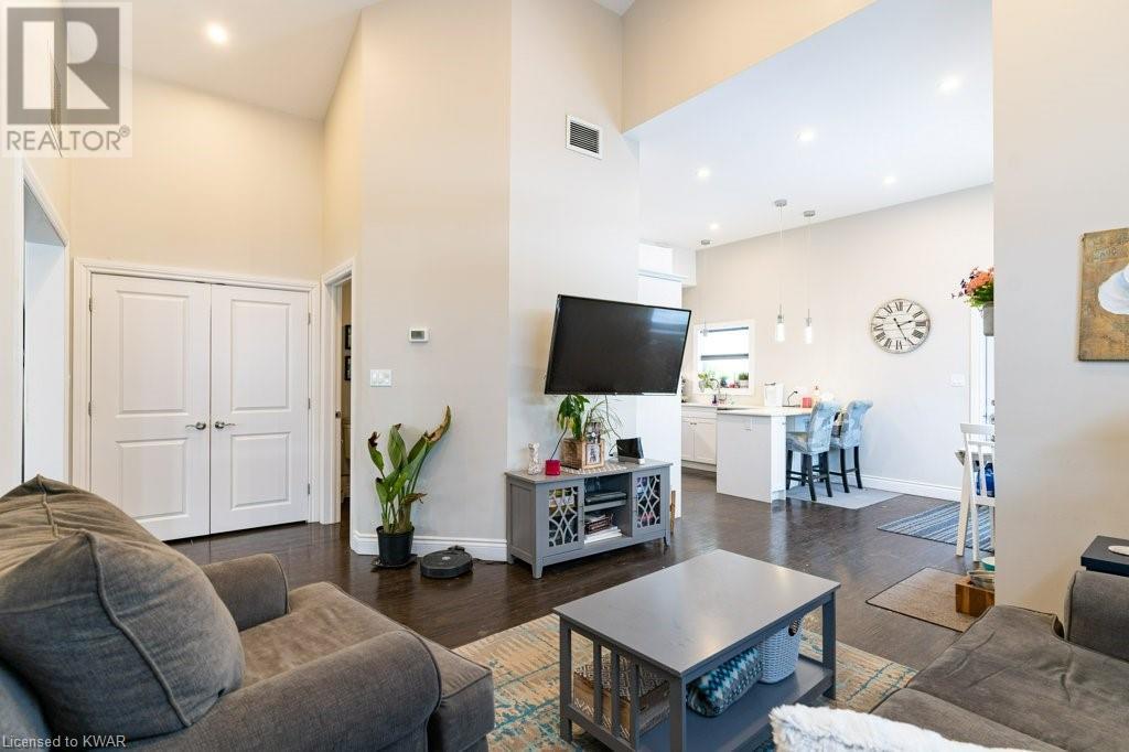 Listing 40360495 - Large Photo # 44