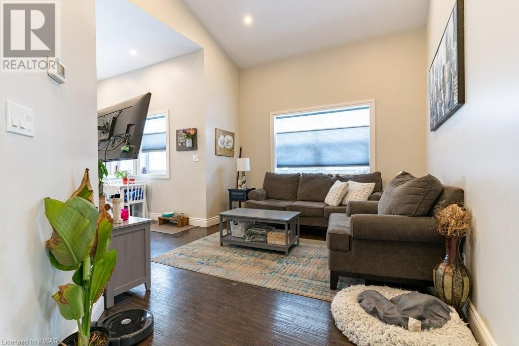 Listing 40360495 - Large Photo # 43