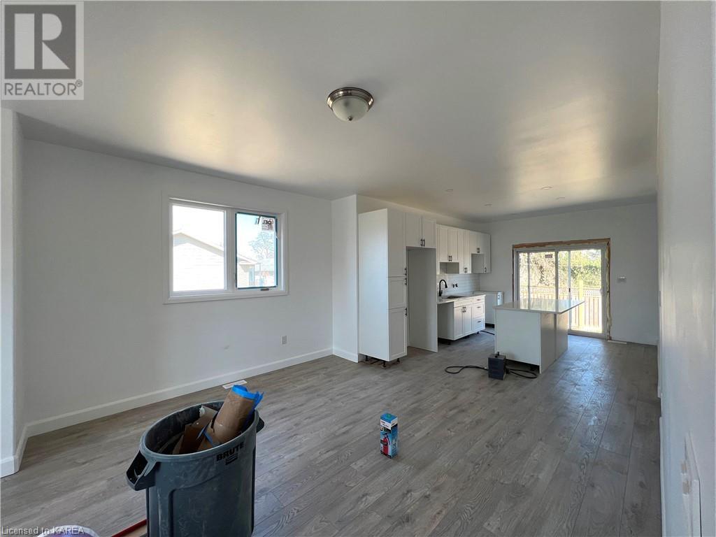 Listing 40361429 - Large Photo # 10