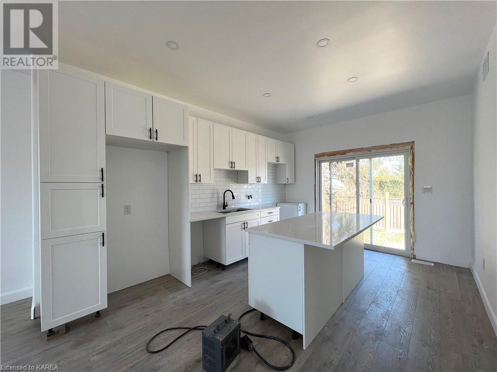 Listing 40361429 - Large Photo # 6