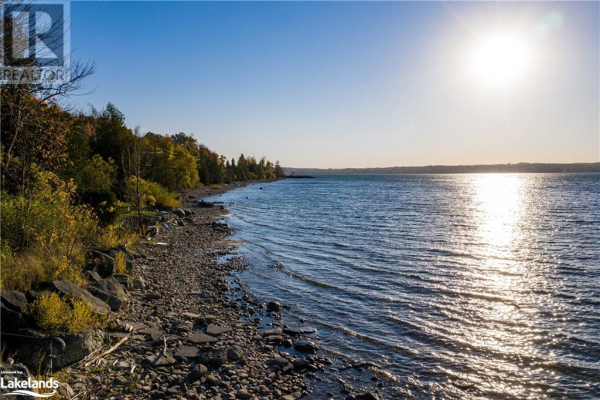 3521 EAST BAYSHORE Road, Owen Sound