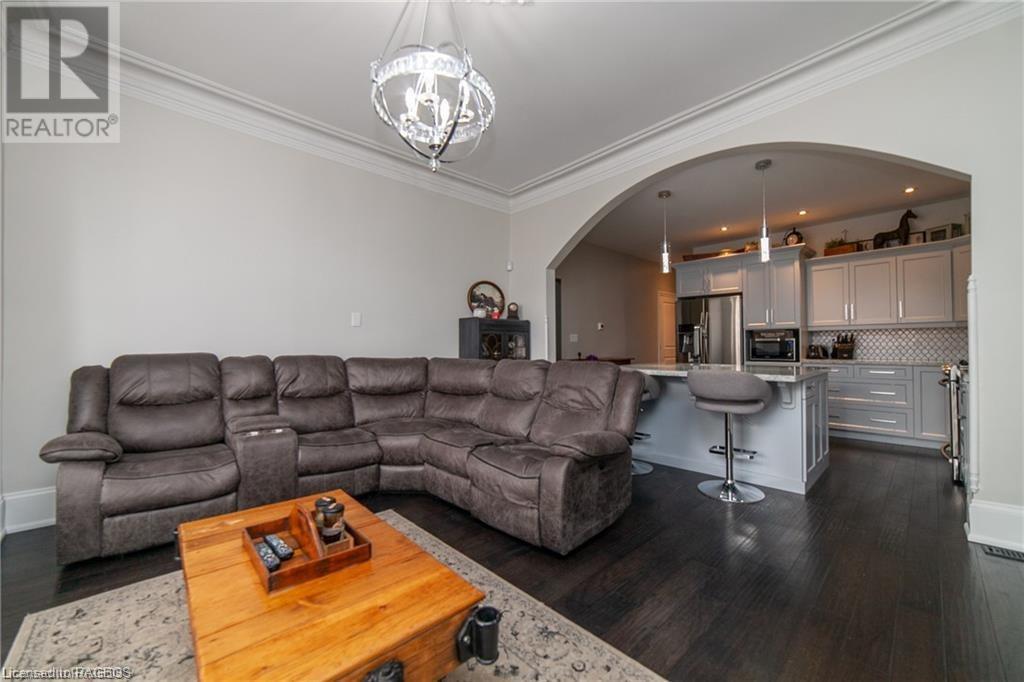 982 1ST Avenue W, Owen Sound