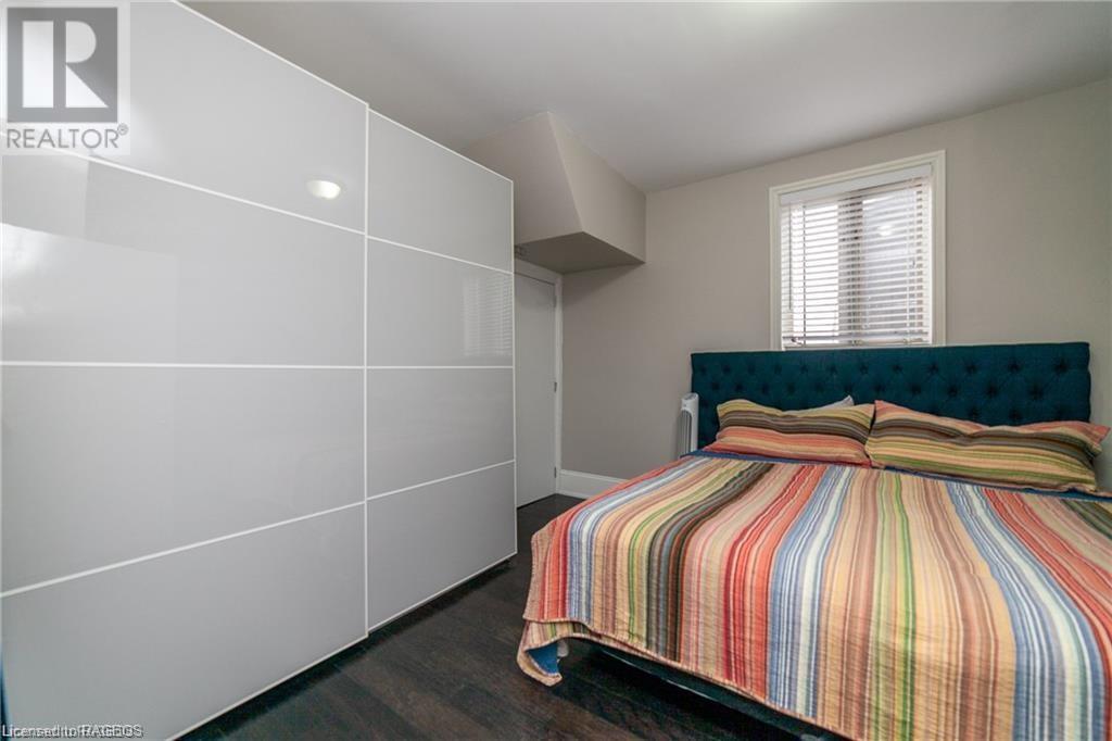 982 1ST Avenue W, Owen Sound