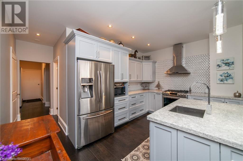 982 1ST Avenue W, Owen Sound