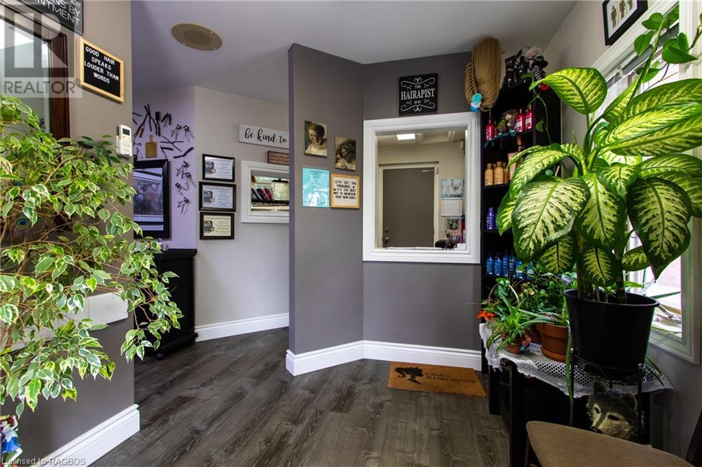 982 1ST Avenue W, Owen Sound