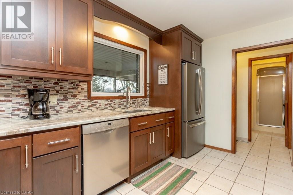 Listing 40363094 - Large Photo # 18