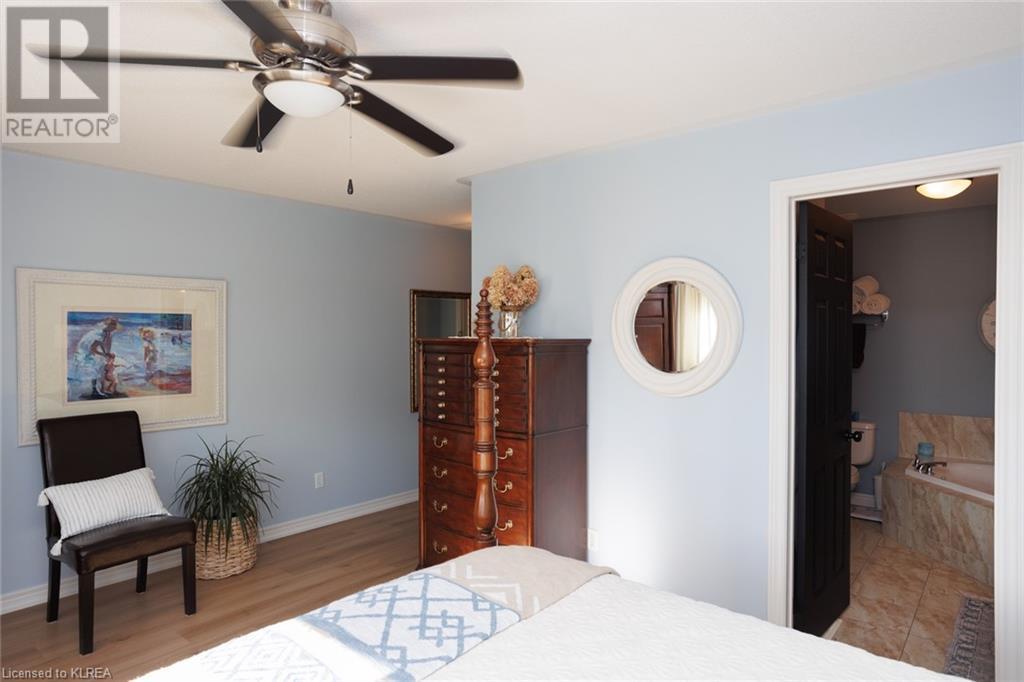 Listing 40363134 - Large Photo # 17