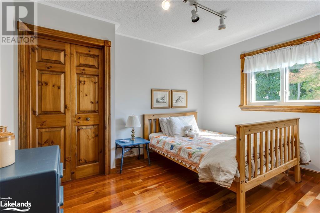 Listing 40363435 - Large Photo # 32