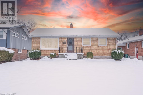 23 HYDE PARK Avenue, Belleville