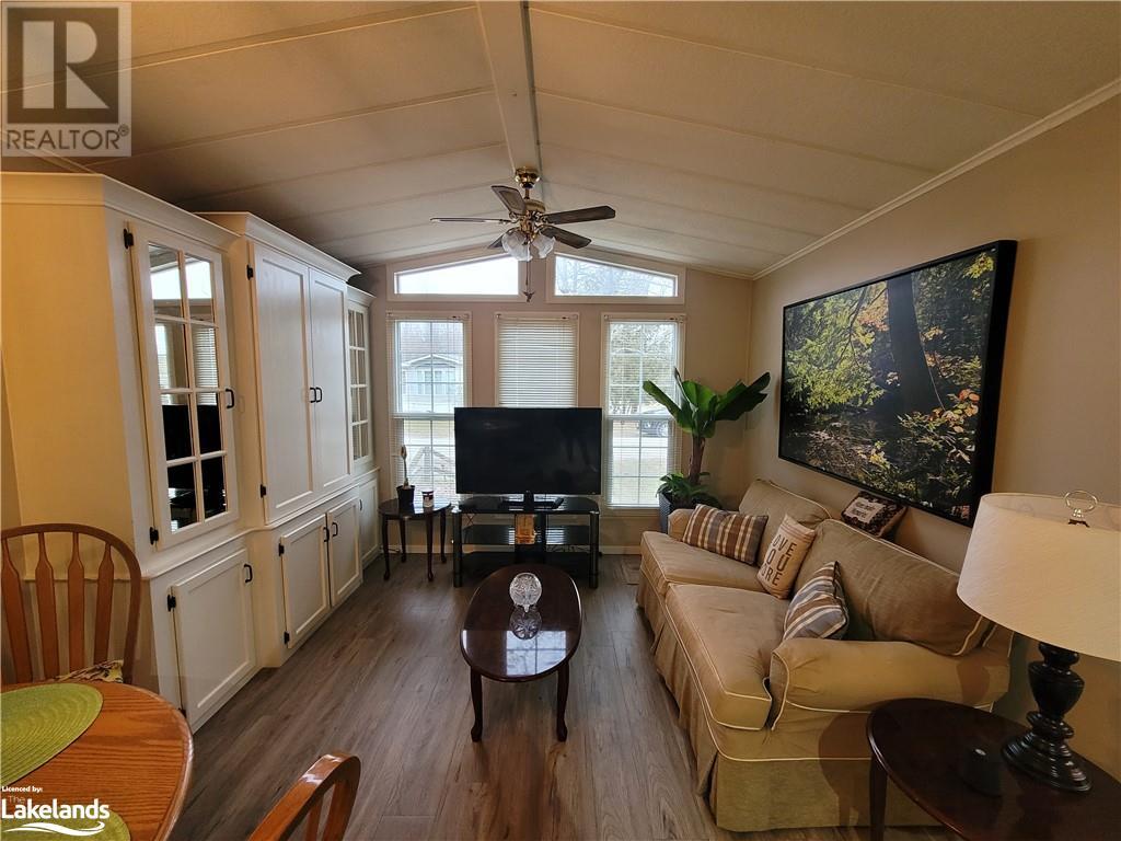 Listing 40363757 - Large Photo # 7