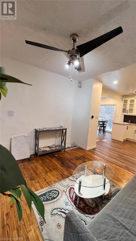 Listing 40363833 - Large Photo # 10