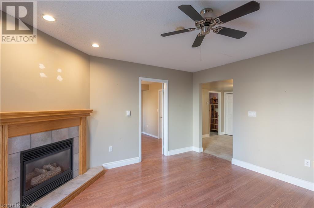Listing 40363893 - Large Photo # 19
