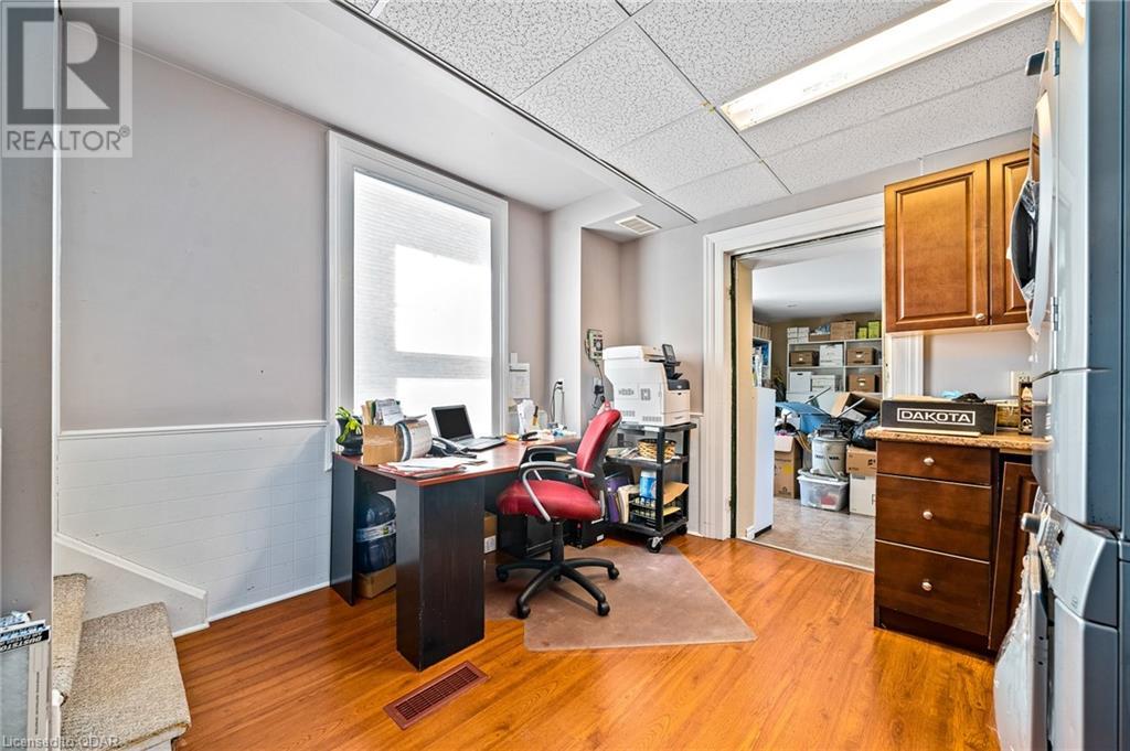 Listing 40364128 - Large Photo # 37