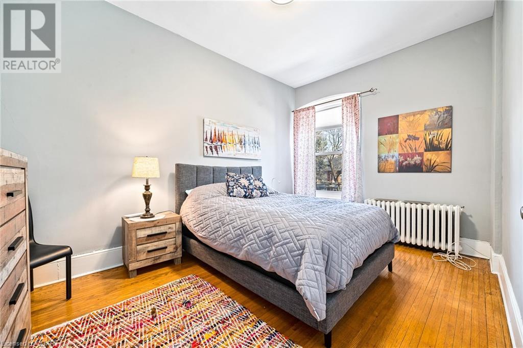 Listing 40364128 - Large Photo # 3