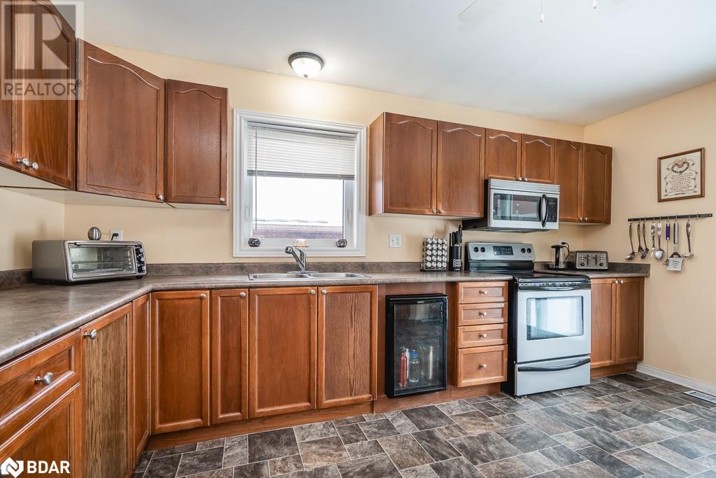 Listing 40364134 - Large Photo # 2