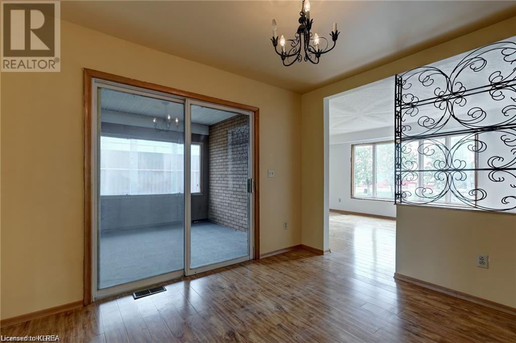 Listing 40364174 - Large Photo # 7