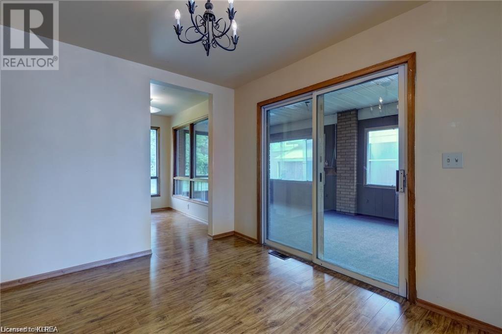 Listing 40364174 - Large Photo # 8