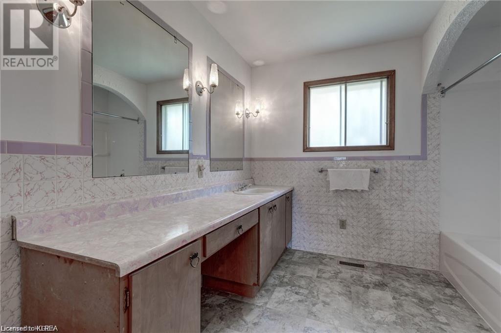 Listing 40364202 - Large Photo # 24