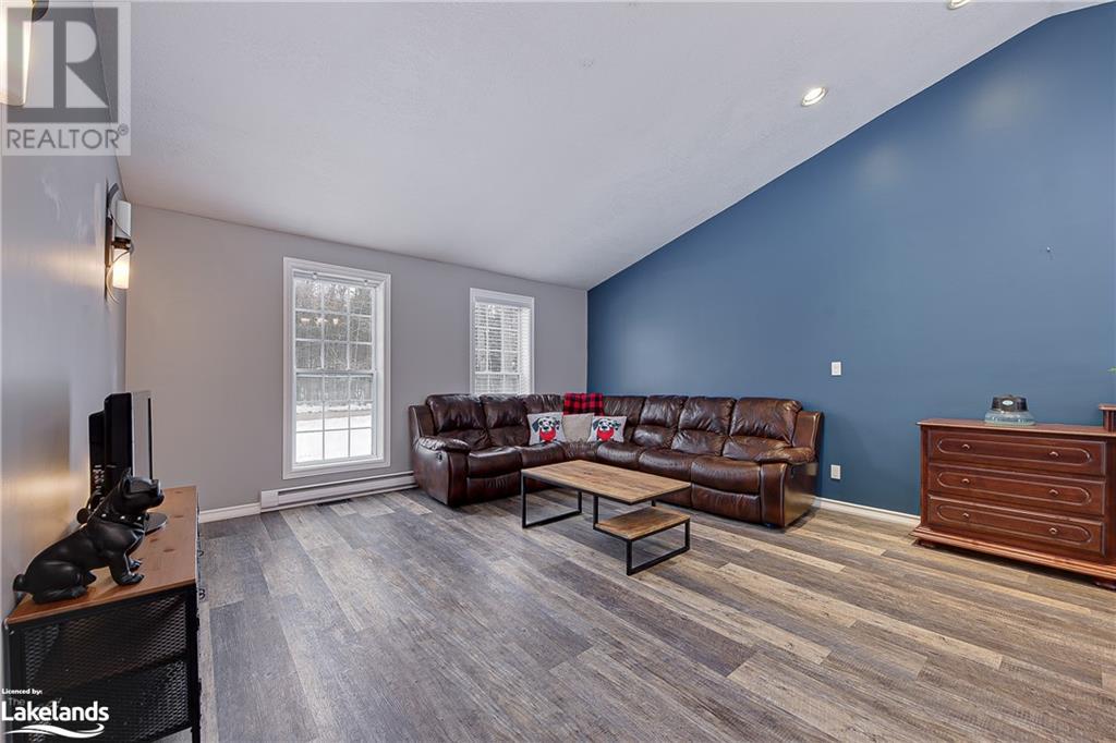 Listing 40364471 - Large Photo # 18