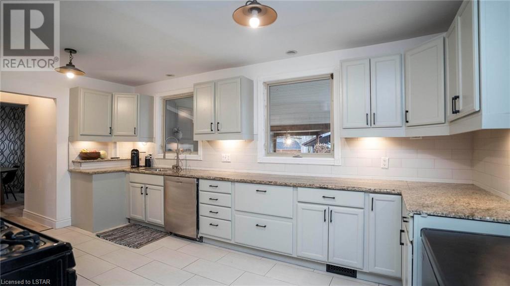 Listing 40365472 - Large Photo # 6
