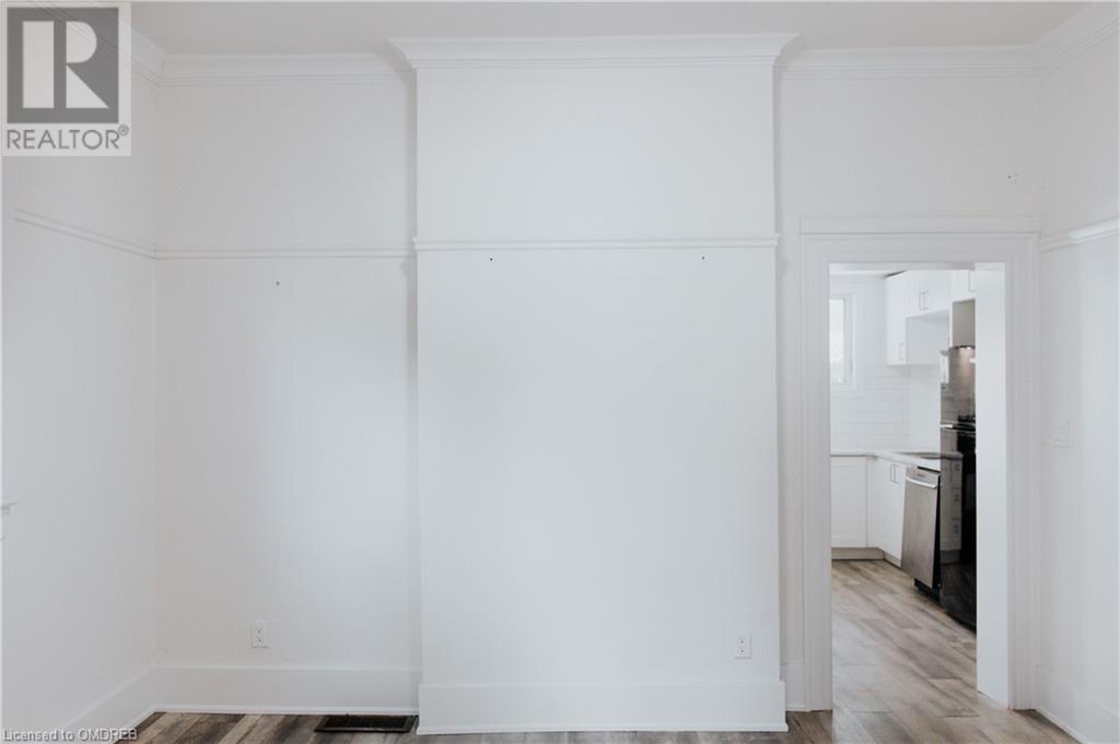 Listing 40365618 - Large Photo # 32
