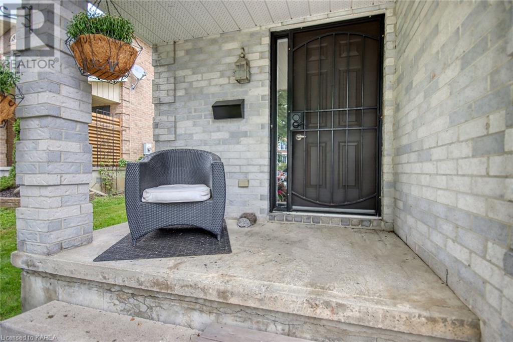 Listing 40365784 - Large Photo # 3