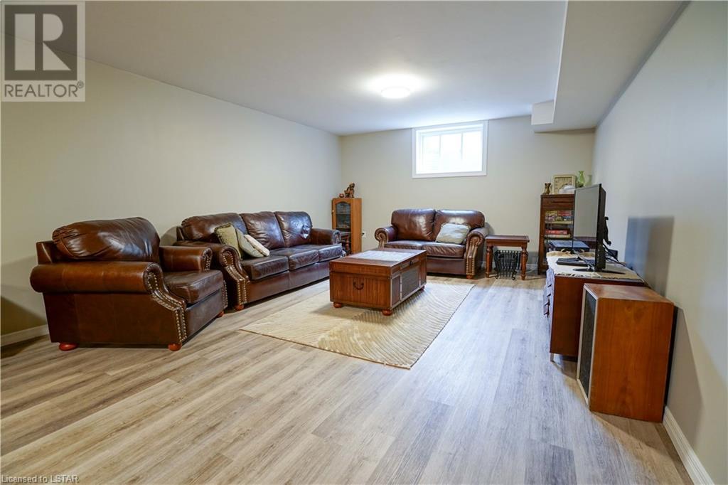 Listing 40366146 - Large Photo # 31