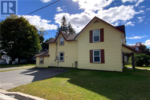 73 GIBSON Street, Parry Sound