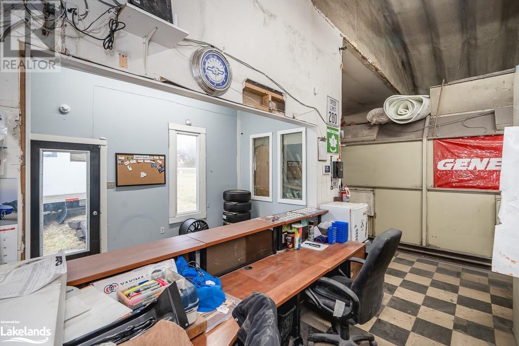 Listing 40366347 - Large Photo # 7