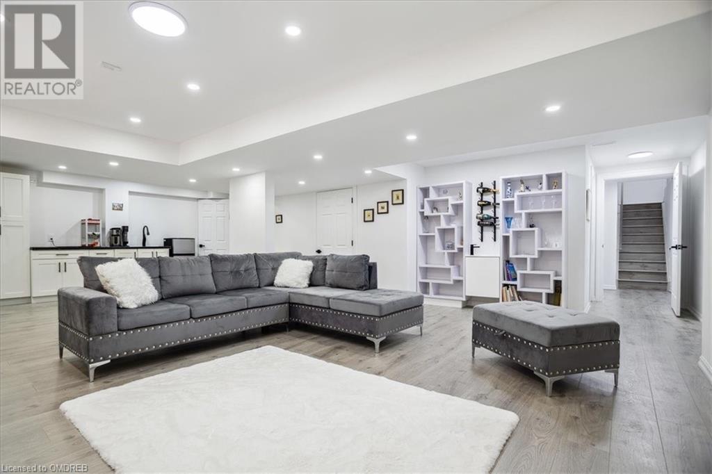 Listing 40366405 - Large Photo # 36