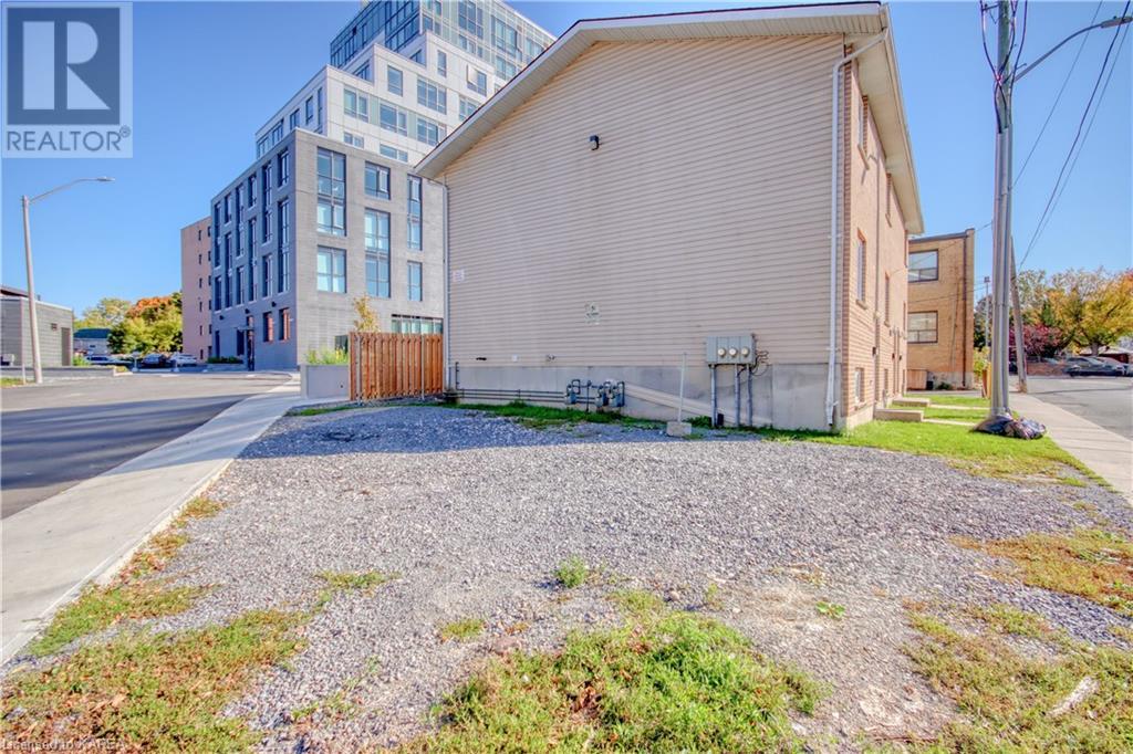 Listing 40366738 - Large Photo # 3