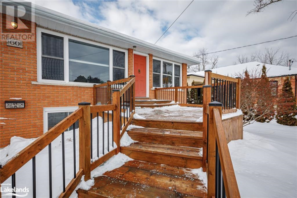 60 OAK Street, Collingwood