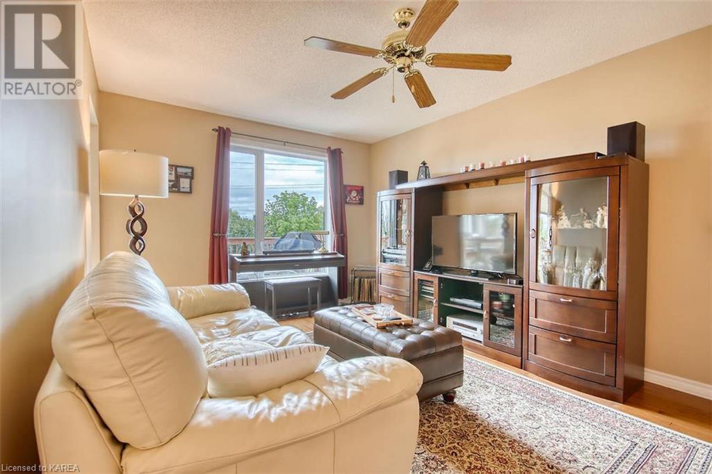 Listing 40367156 - Large Photo # 9